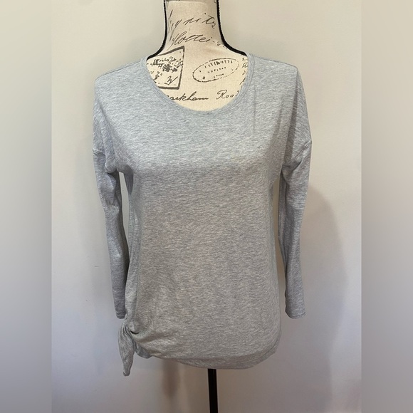 Lululemon “To The Point” Asymmetrical Top sz 4 Heathered‎ Light Grey - Picture 3 of 7